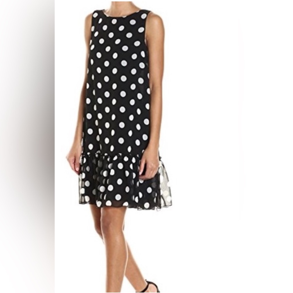Tommy Hilfiger | Polka Dot Chiffon | Size 10 | tiered Ruffle